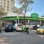 Oasis Cielo Azul Exclusivo Apartamento Completo Piso 2, Excelente Ubicacion, Cerca De Bahia De Manga, Ciudad Amurallada Y Getsemani Parking Publico Gratis